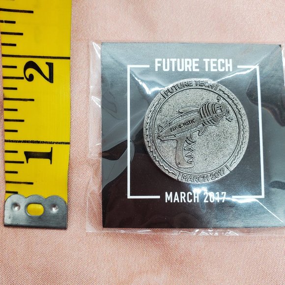 Loot Gaming by Loot Crate - Future Tech (March 2017) Box Collectible Pin - Picture 5 of 5
